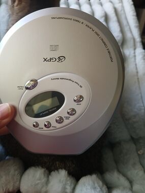 GPX Silver Portable CD Player with Digital Display